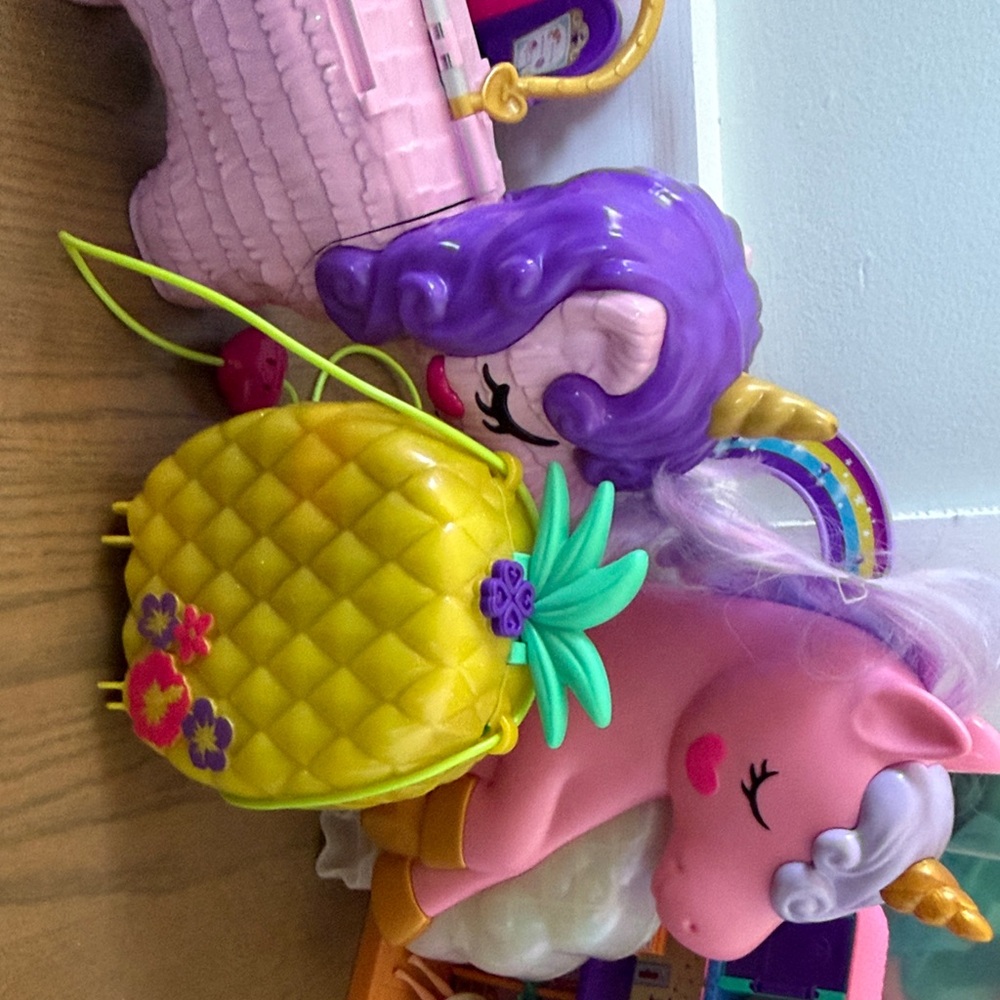 Polly Pocket Lot of Toys with dolls